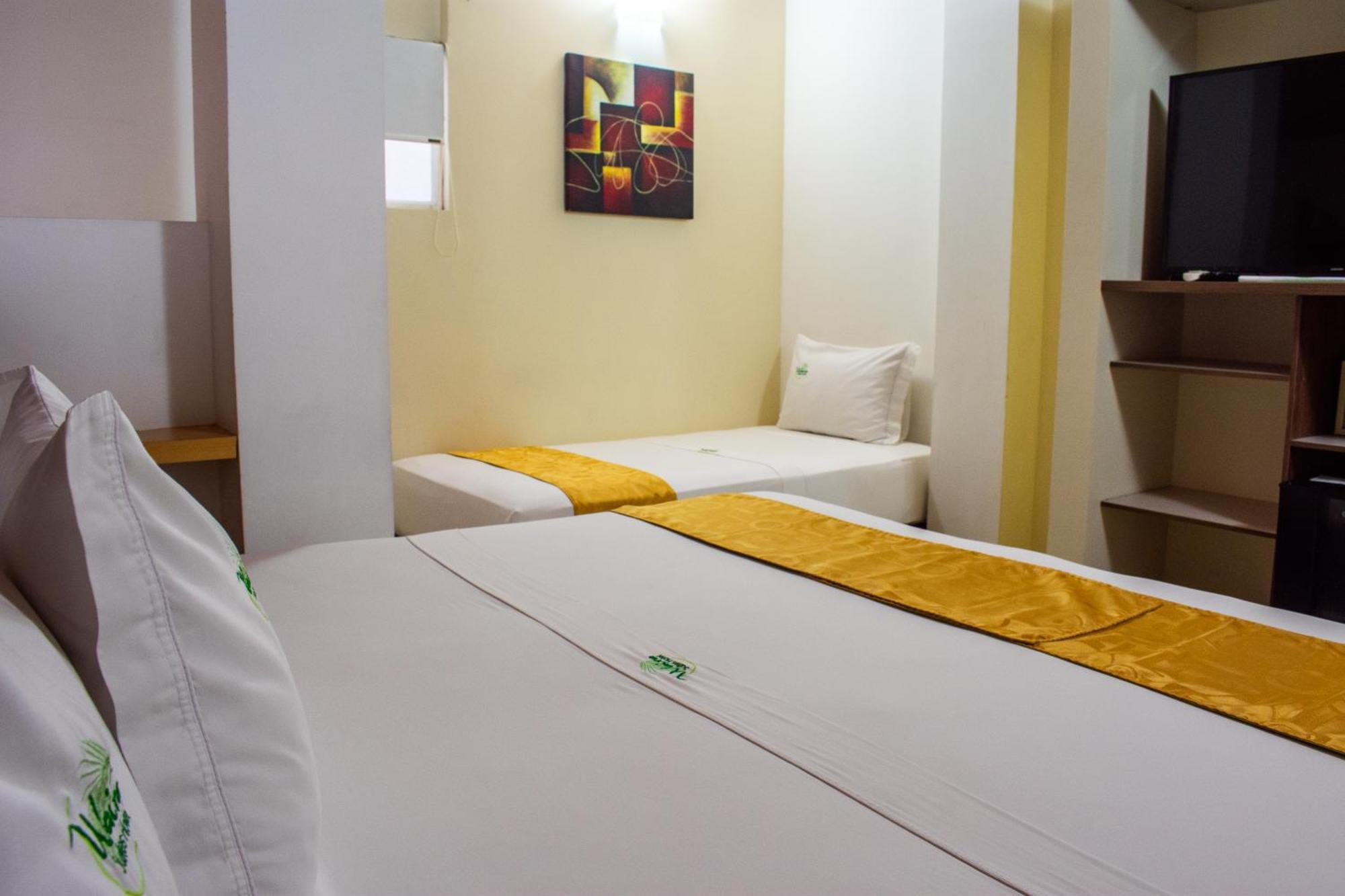 Waira Hotel